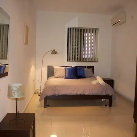 Affordable In The Heart Of St Julians Apartment